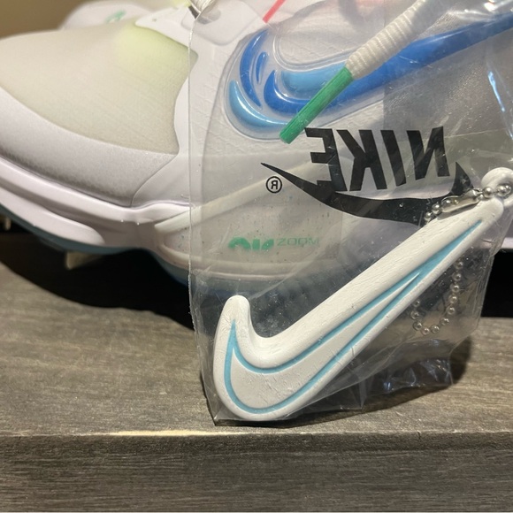 Nike Force Trout 9 Pro baseball cleats 'White Volt Aquarius Blue FQ7941-100 NWOB - Picture 2 of 12